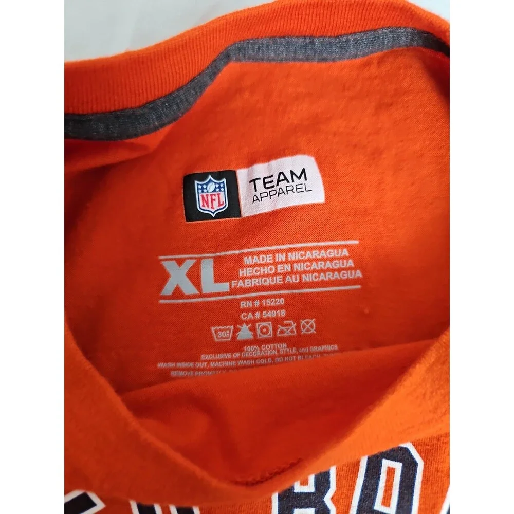 NFL Team Apparel Denver Broncos Helmet T-Shirt Men's XL Orange